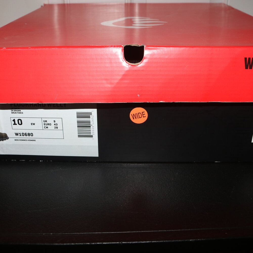 Wolverine boots size 10 EW and comes with box steel toe - Picture 11 of 12